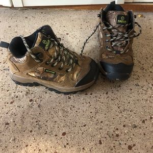 Boys Magellan Outdoor Boots